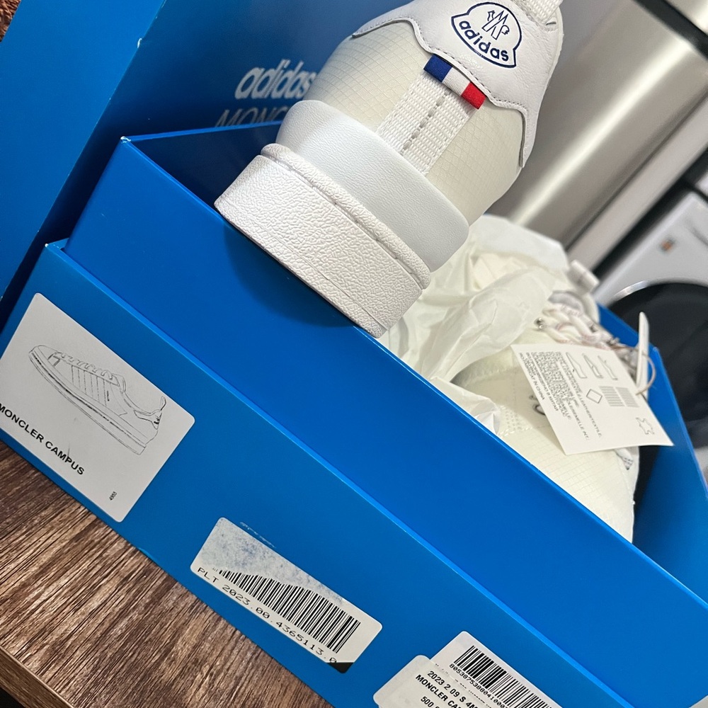 Moncler Cream Sneakers with Blue and Red Accents - Picture 3 of 5